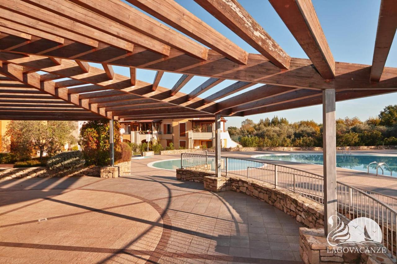 Appartamento Lago Blu Манерба-дель-Гарда Екстер'єр фото